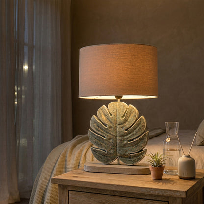 Carved Table Lamp "Banyu" - Distressed Green
