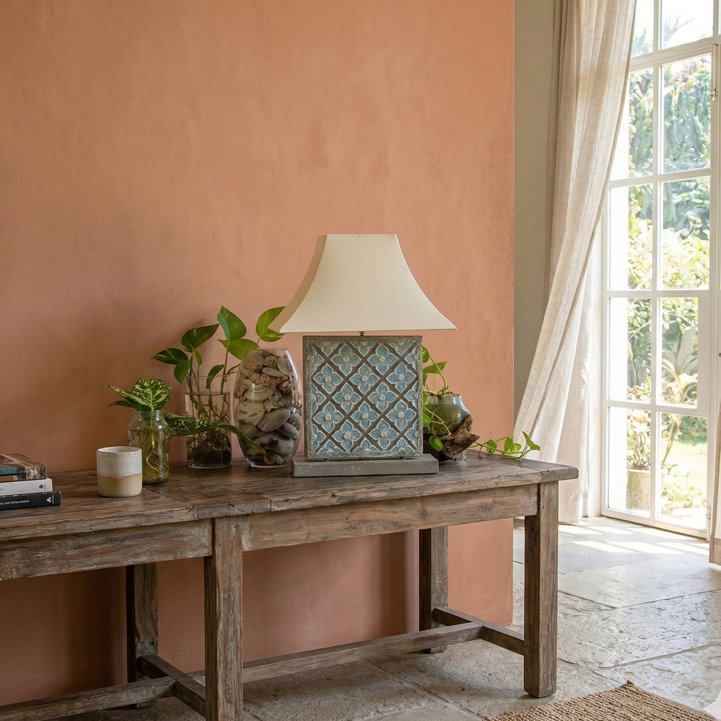 Carved Table Lamp 'Geo' - Pastel Blue