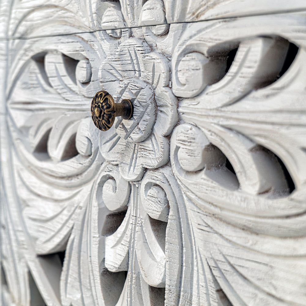 Carved Bedside Table 'Amed' - White wash